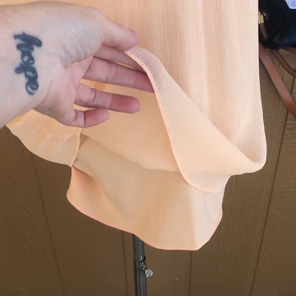 Beautiful Alice & Olivia Flowing Blouse with Lining Underneath Size XS/TP - Picture 4 of 17